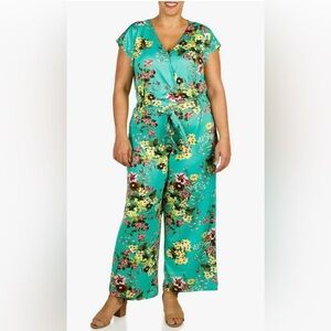 Harlow & Rose Floral Jumpsuit Size 2X NWT